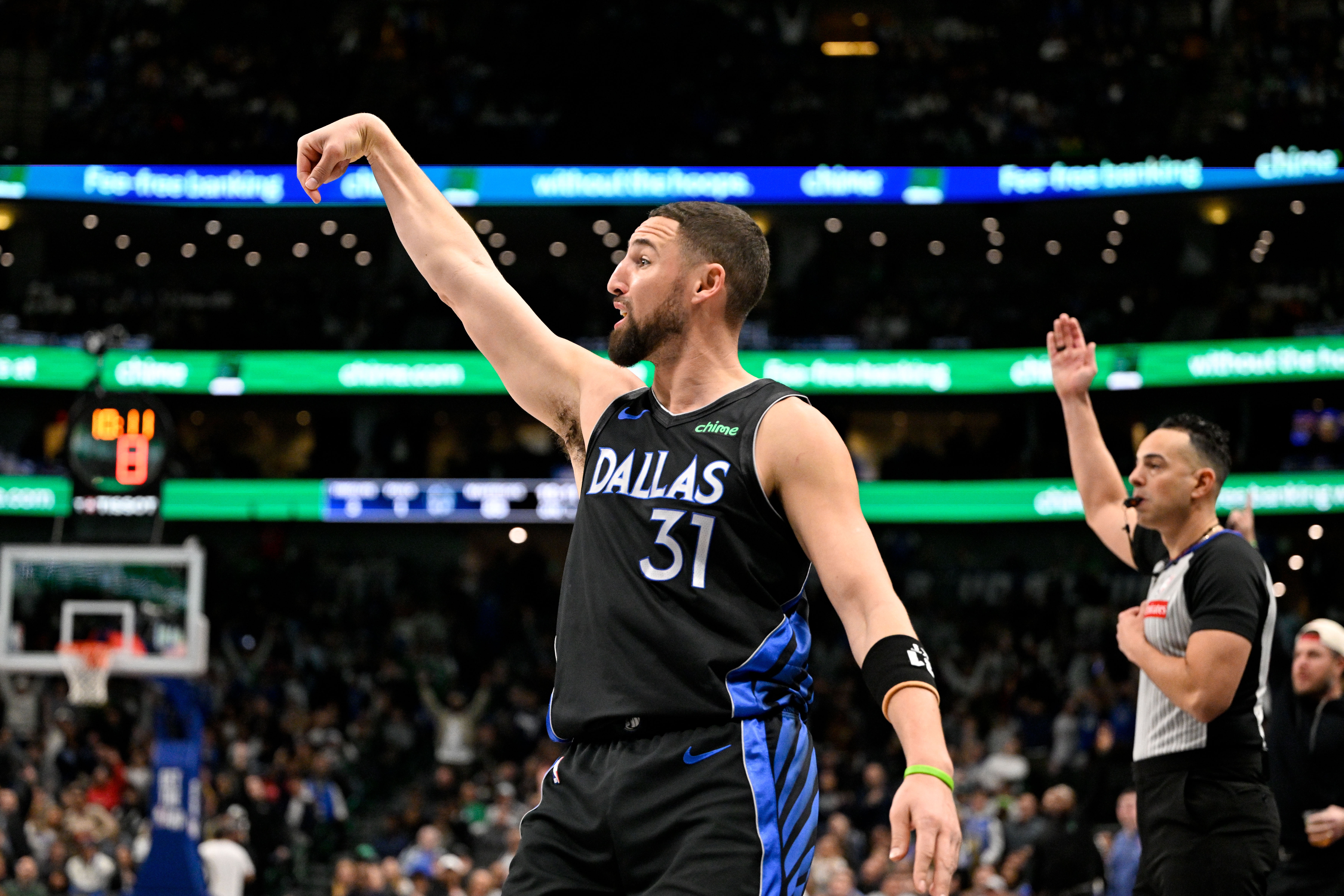 华体会网页版-克里斯蒂：克莱接受替补角色展示了他的品格 以及他对胜利的渴望