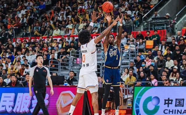 华体会体育-央视直播！上海VS广东胜券在握，五位国手同时缺阵，杜锋恐遭淘汰